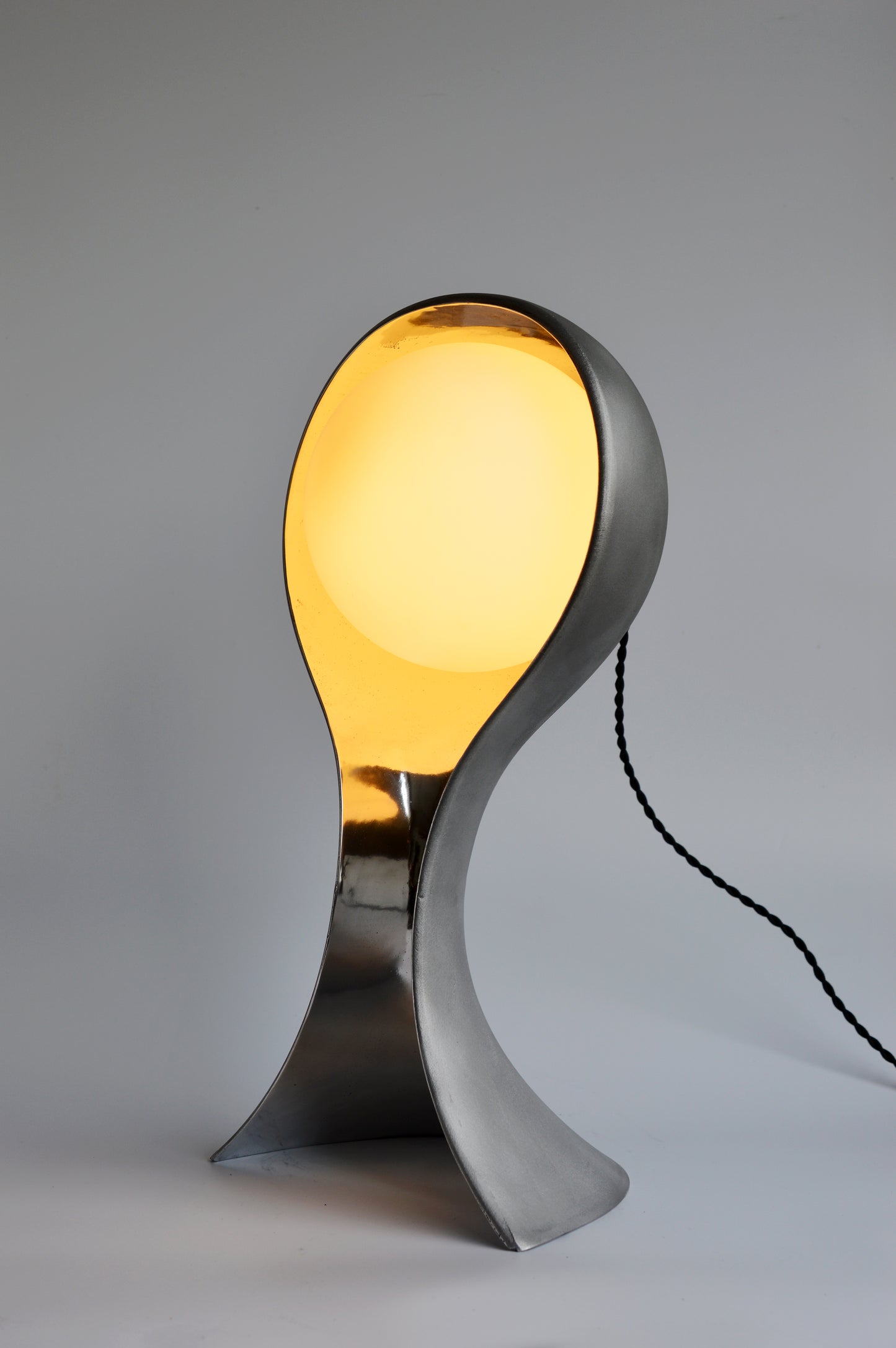 Mannequin Lamp (Aluminum)