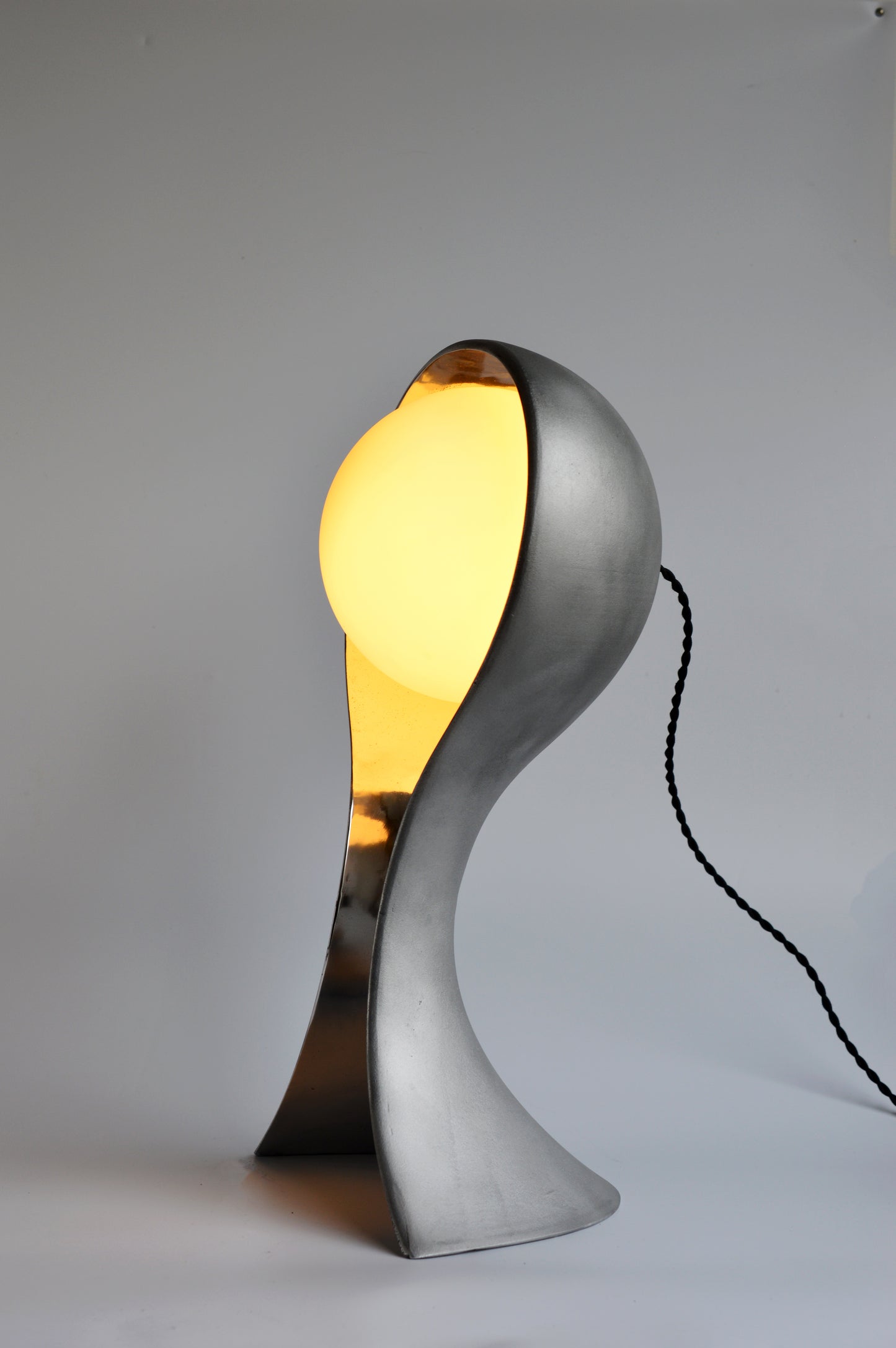 Mannequin Lamp (Aluminum)