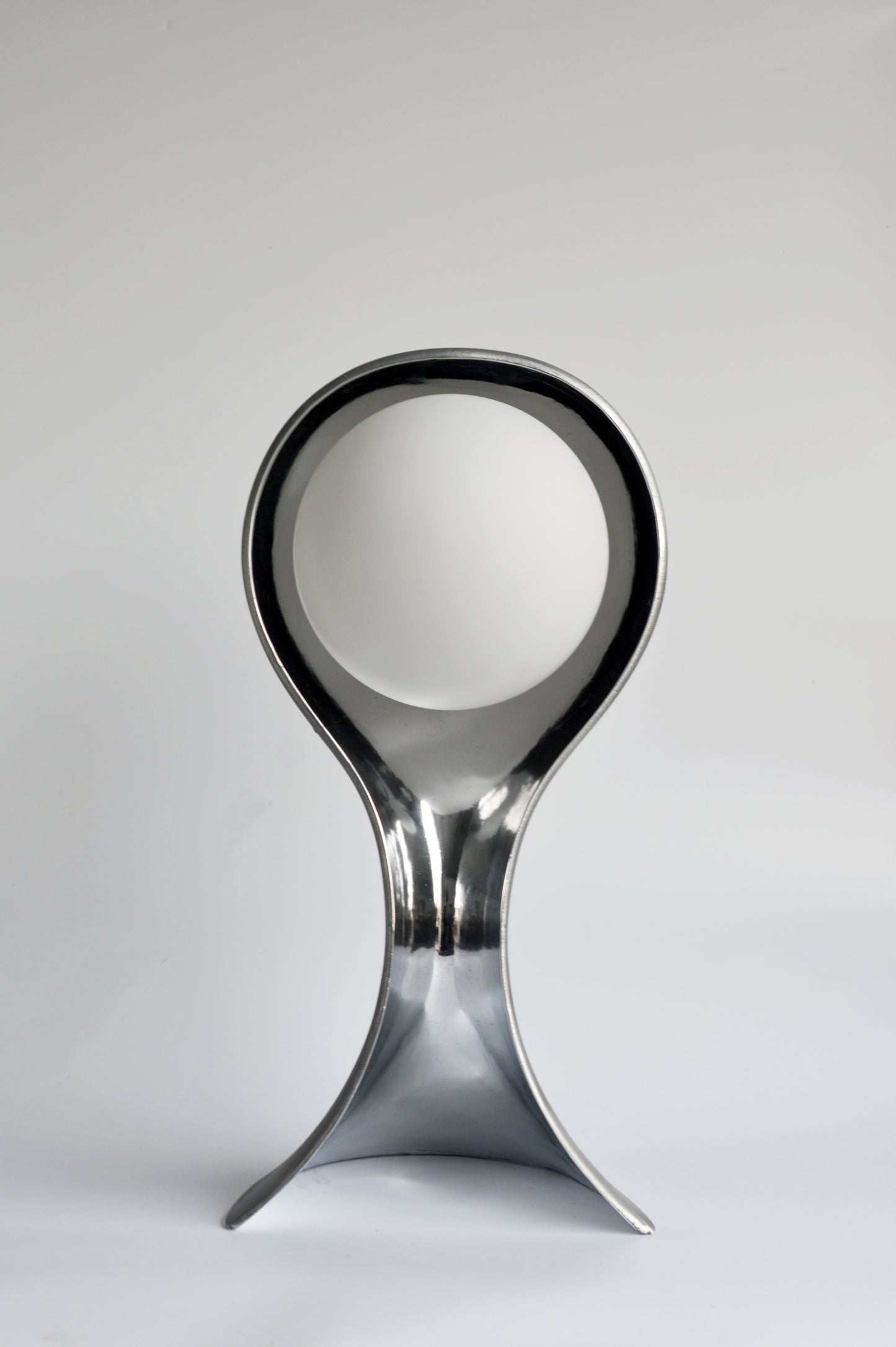 Mannequin Lamp (Aluminum)