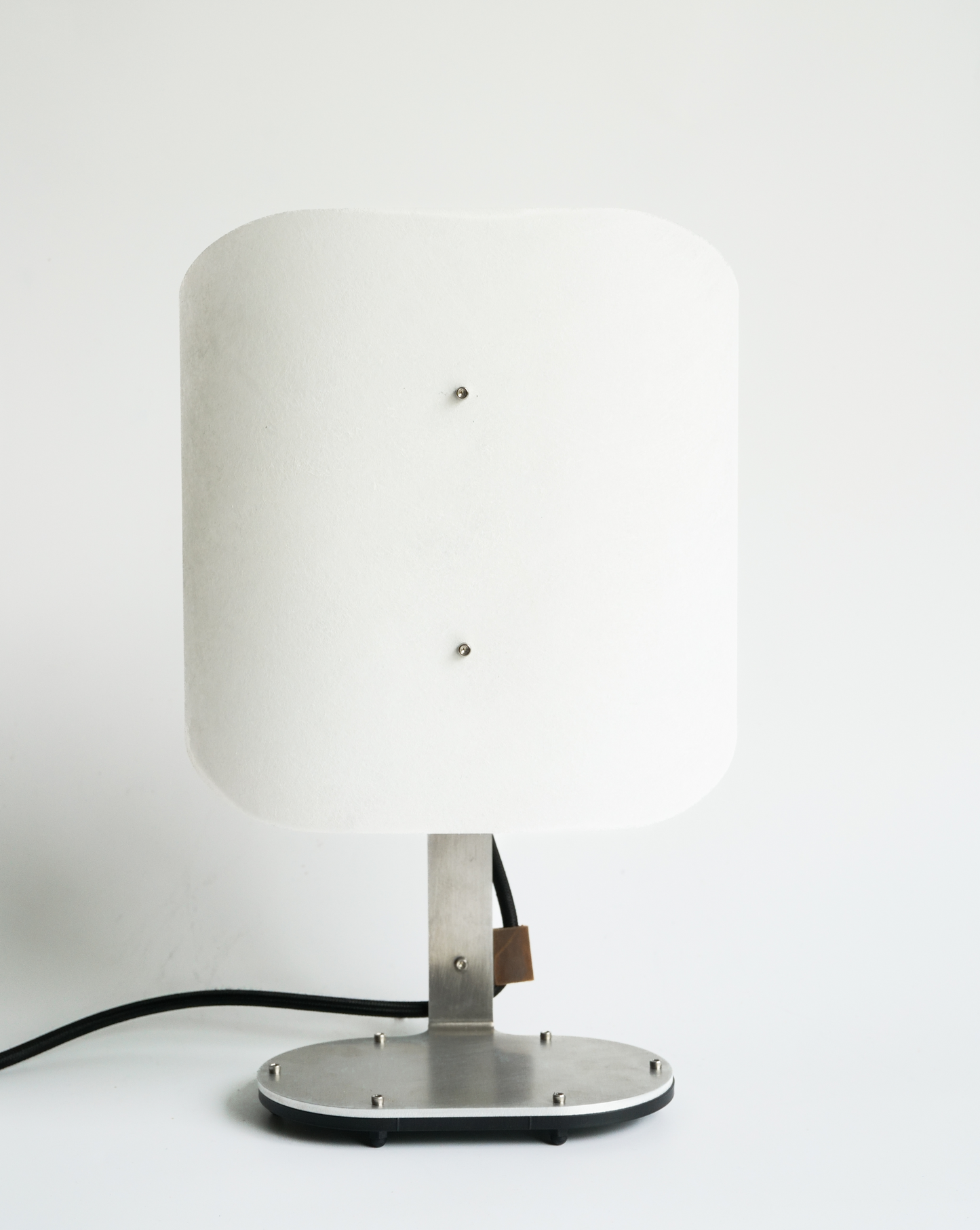 SkinFrame Table Lamp